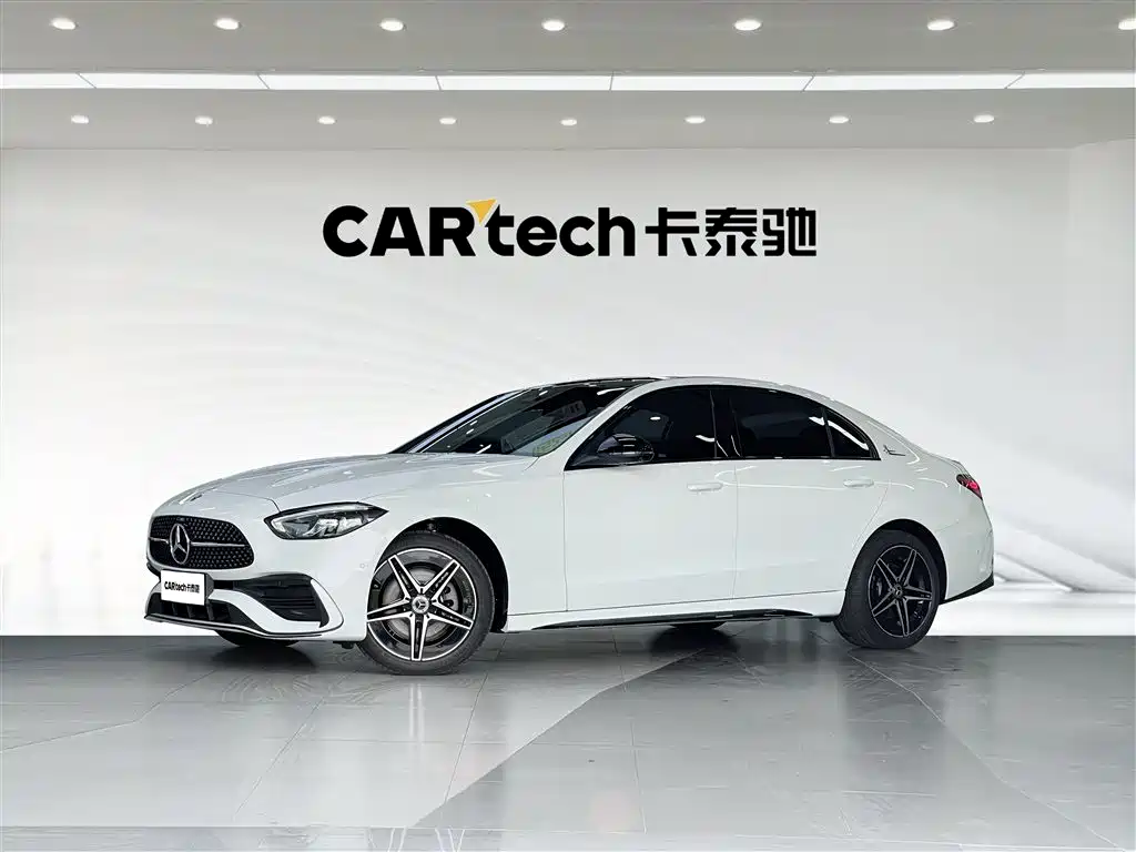 Mercedes-Benz C-Class 2025