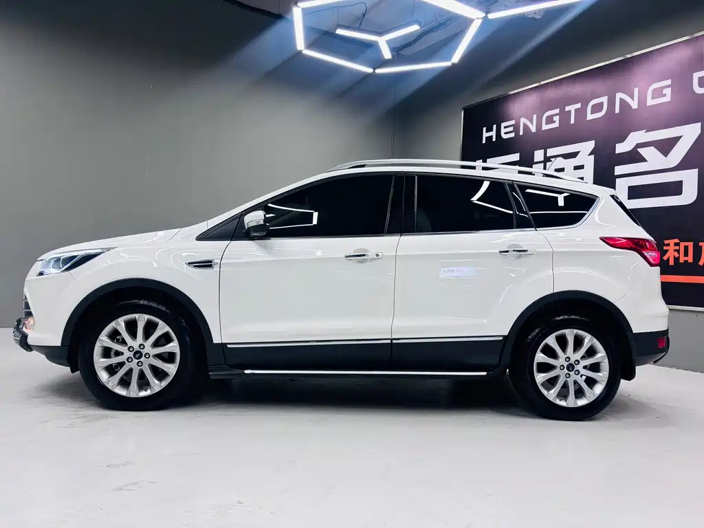 Ford Kuga — миниатюра 2