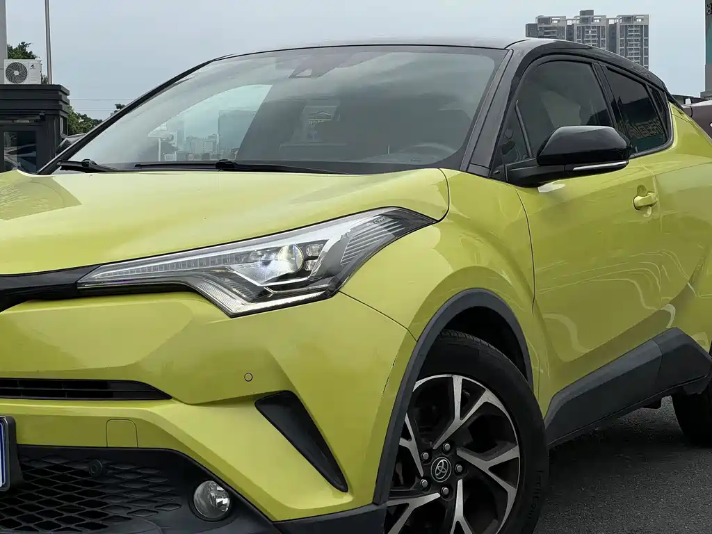 Toyota C-HR — миниатюра 8