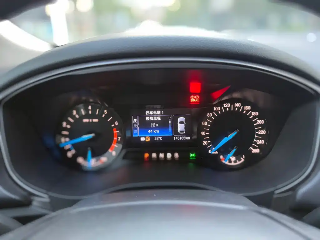 Ford Mondeo — миниатюра 12