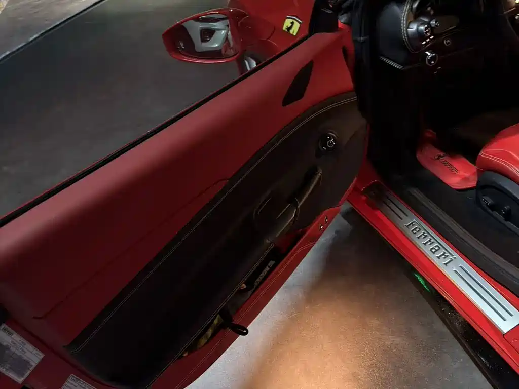 Ferrari 488 — миниатюра 10