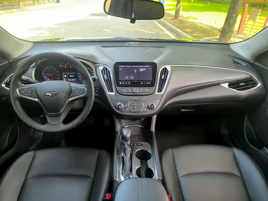 Chevrolet Malibu XL — миниатюра 12