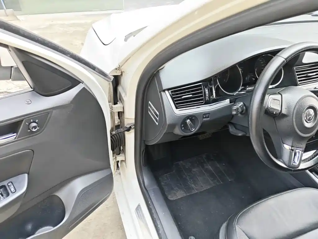 Volkswagen Bora — миниатюра 16