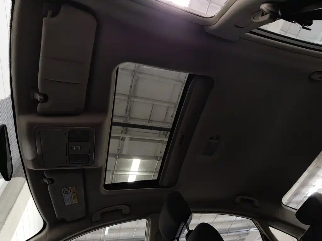 Nissan Sylphy — миниатюра 14