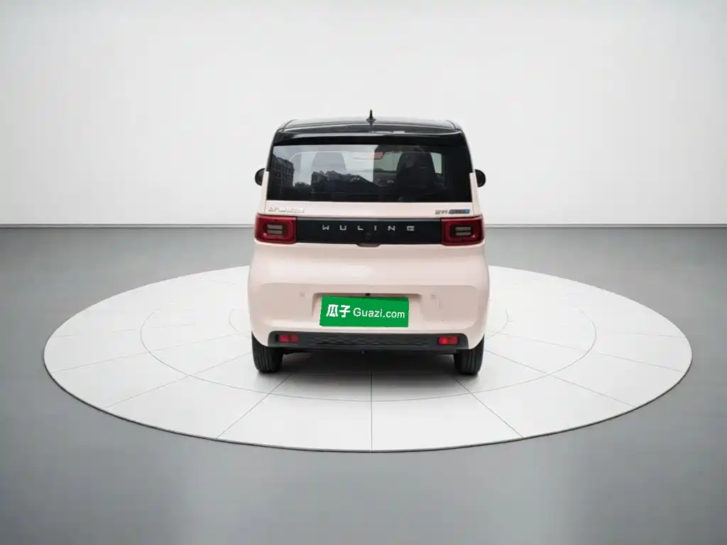 Wuling MINIEV — миниатюра 3