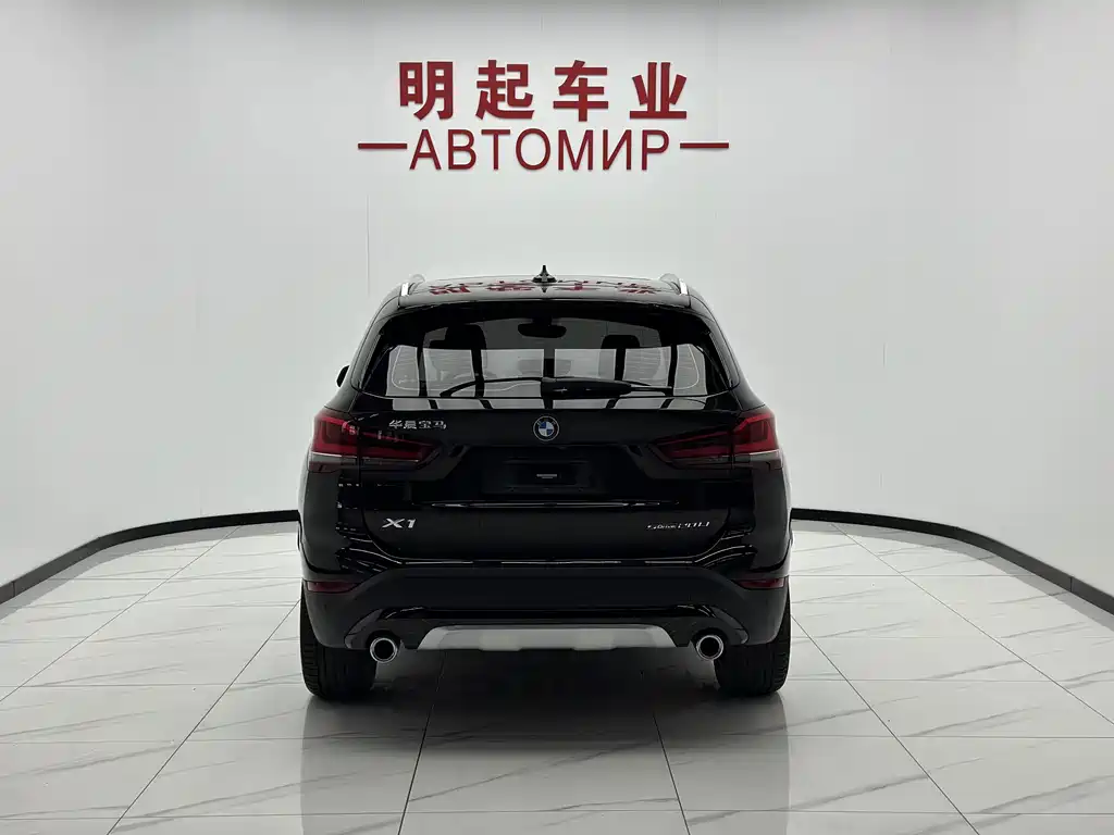 BMW X1 — миниатюра 10