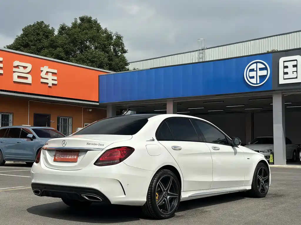 Mercedes-Benz C-Class — миниатюра 18