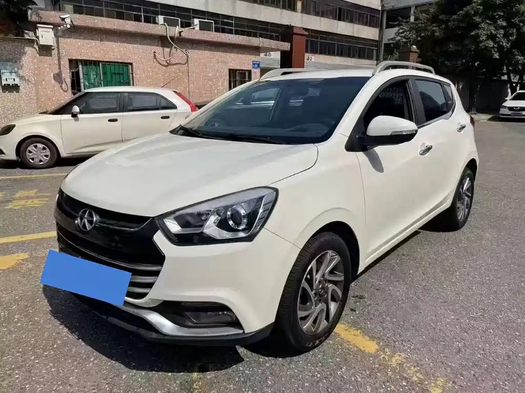JAC Refine S2