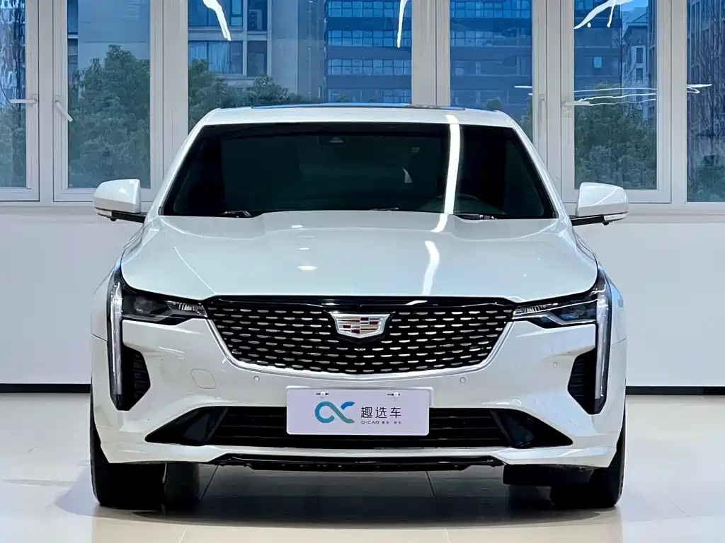 CADILLAC CT4