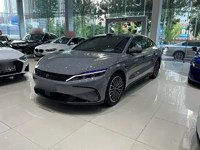 BYD HAN 2025