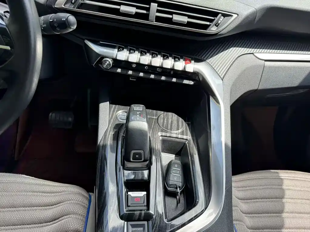 Peugeot 4008 — миниатюра 12