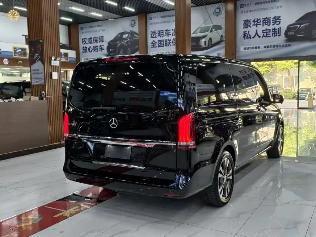 Mercedes-Benz V-Class — миниатюра 4