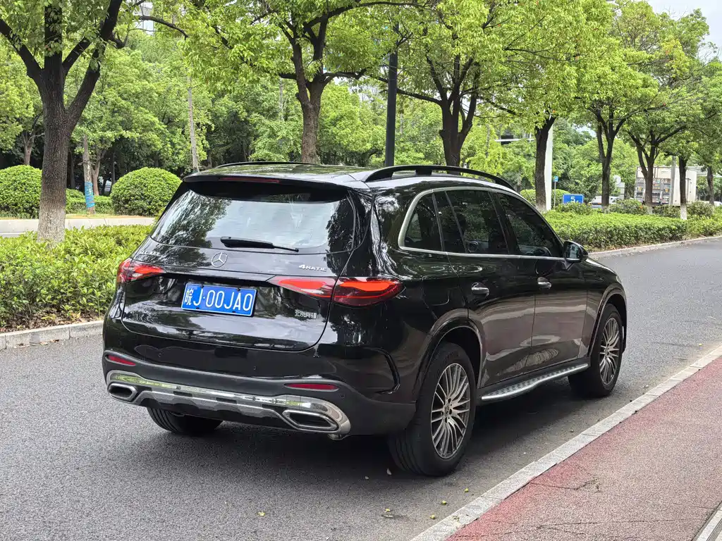 Mercedes-Benz GLC — миниатюра 16