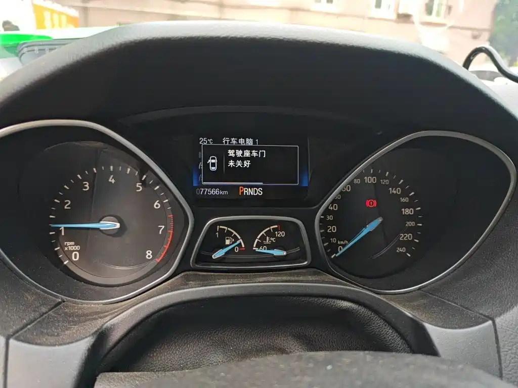 Ford Focus — миниатюра 12