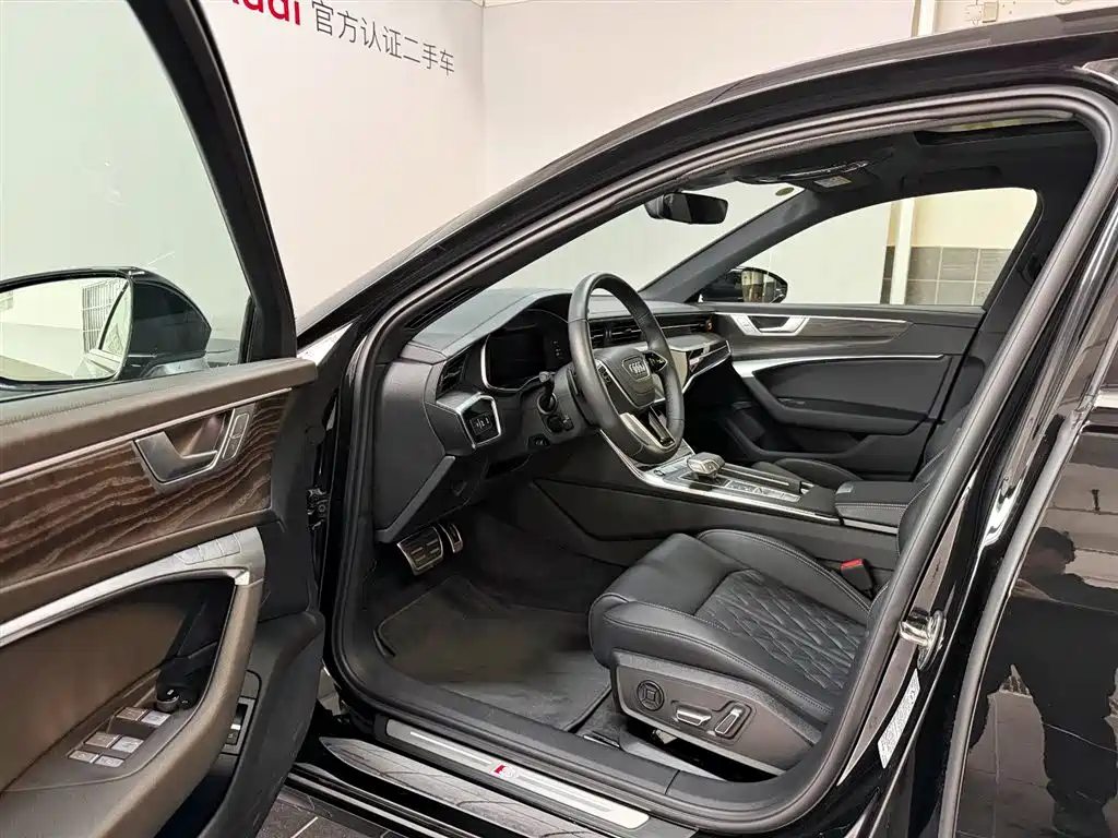 Audi A6L 2025 45 TFSI quattro