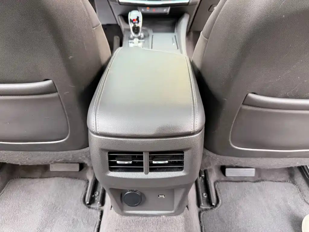Cadillac CT5 — миниатюра 28