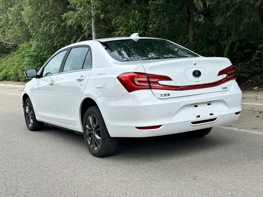 BYD Qin NEV — миниатюра 3