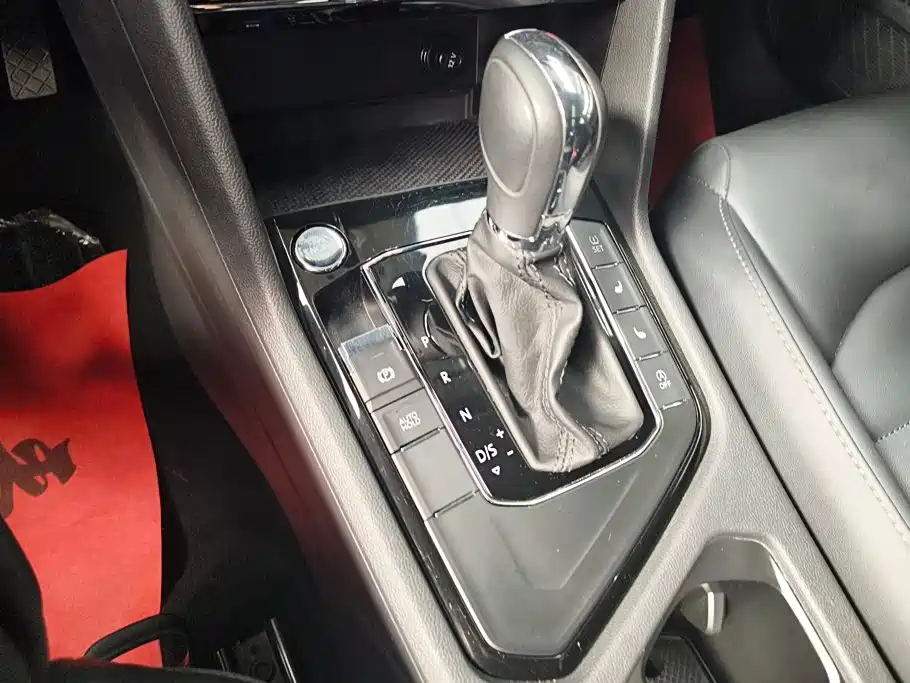 Volkswagen Tharu — миниатюра 16
