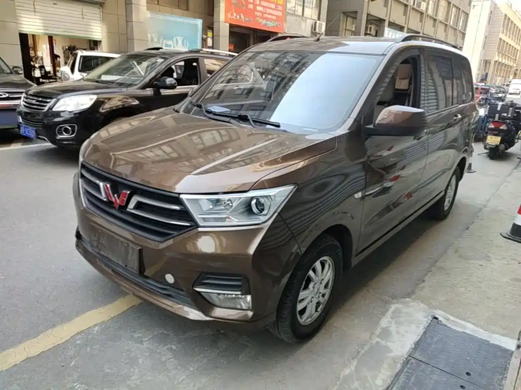 Wuling Hongguang — миниатюра 2