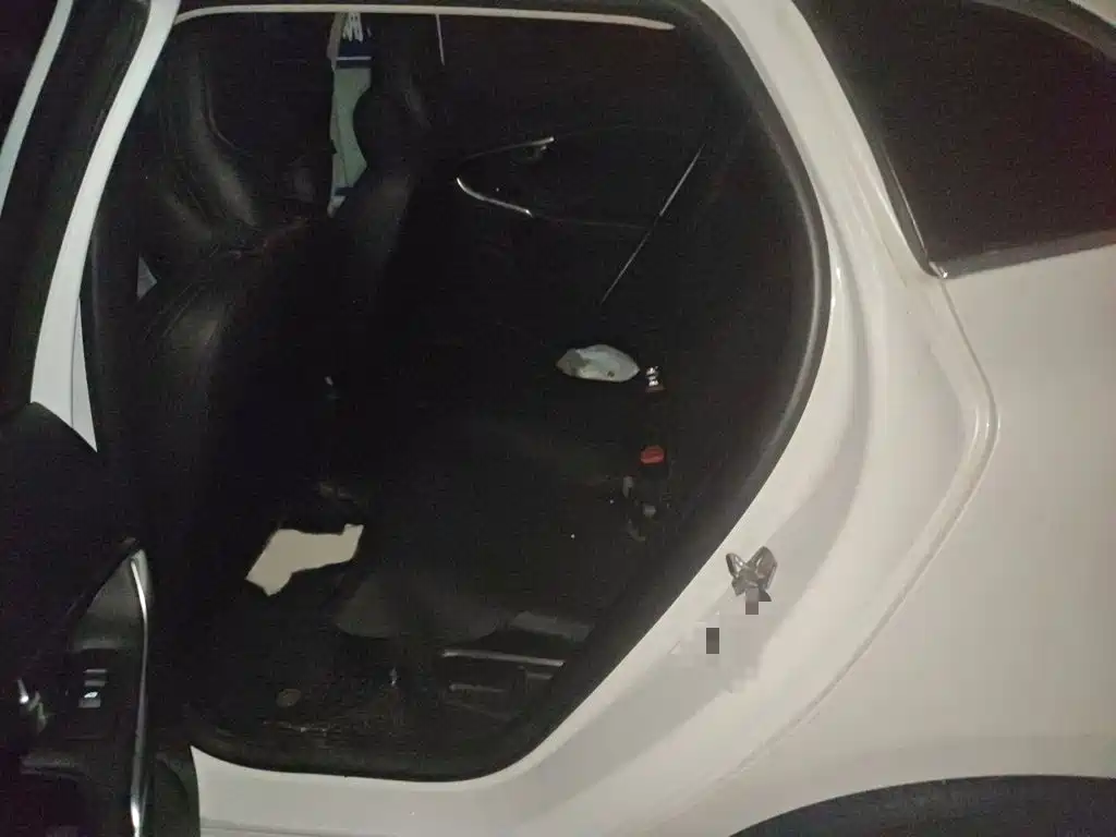 Volvo V40 — миниатюра 15