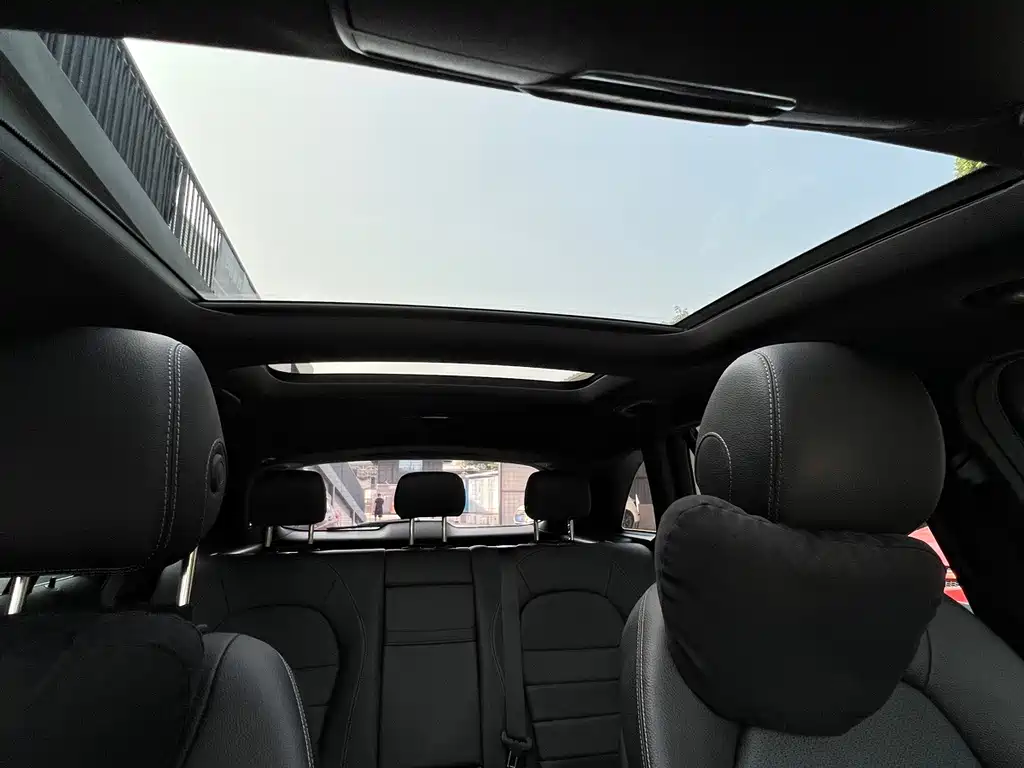 Mercedes-Benz GLC — миниатюра 12