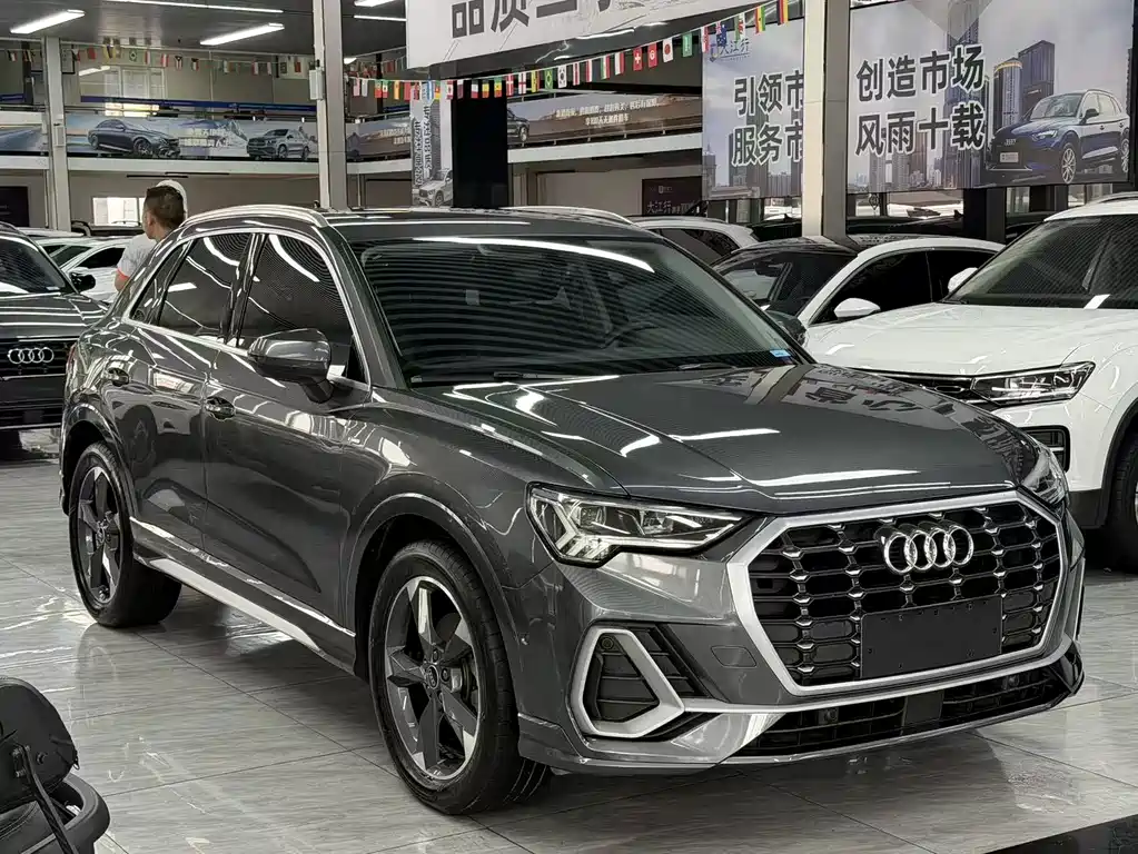 Audi Q3 2022 35 TFSI Fashion