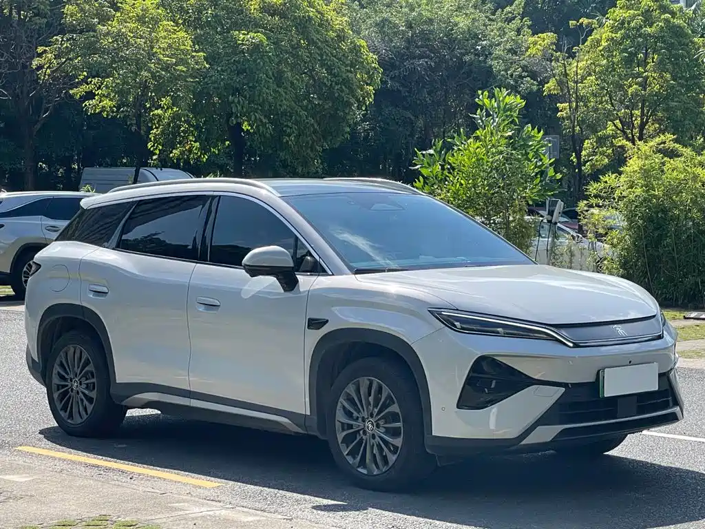 BYD Song Ultra — миниатюра 3