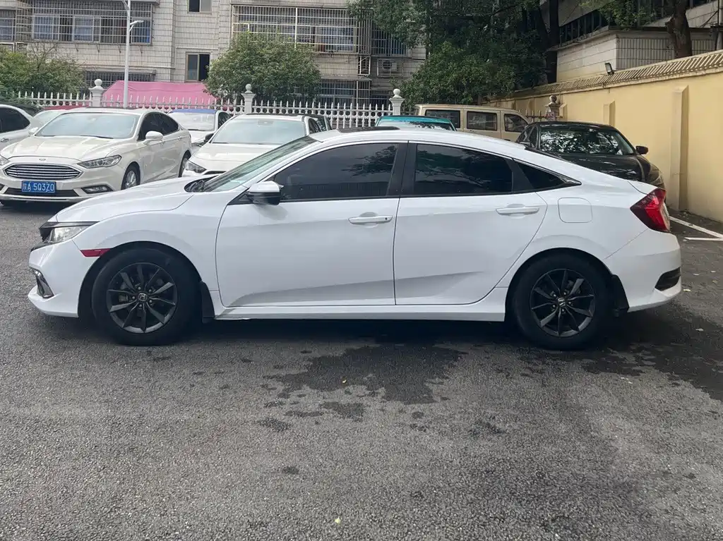 Honda Civic — миниатюра 3