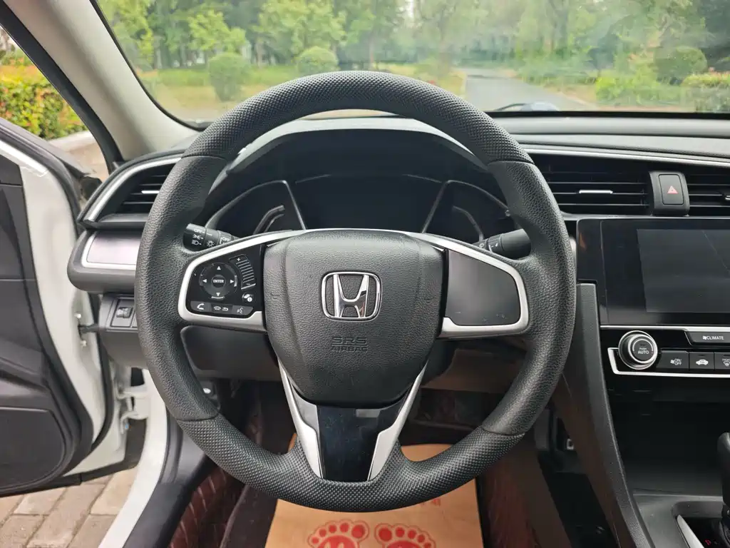 Honda Civic — миниатюра 13