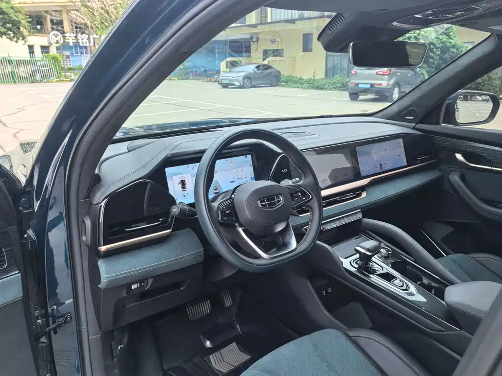 Geely Xingyue L — миниатюра 13