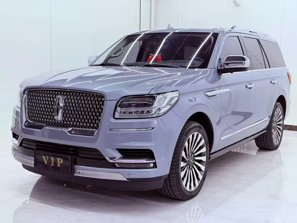 Lincoln Navigator