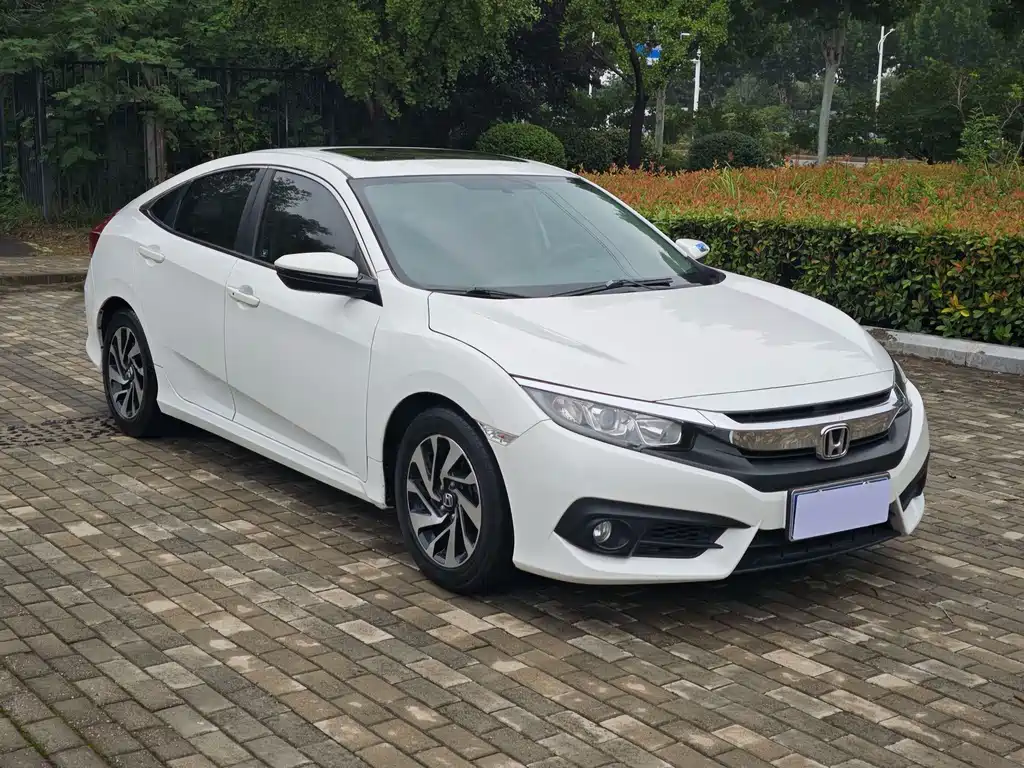 Honda Civic — миниатюра 4