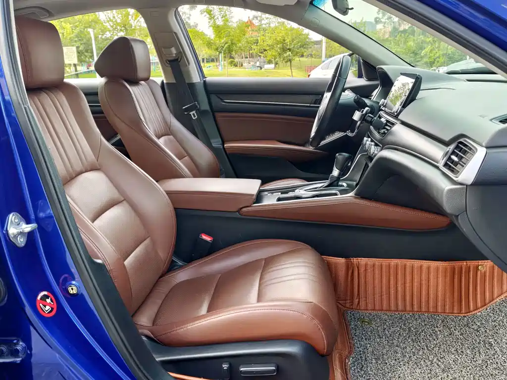 Honda Accord — миниатюра 7