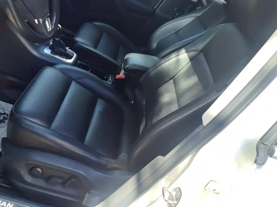 Volkswagen Tiguan — миниатюра 9