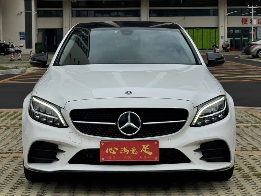 Mercedes-Benz C-Class — миниатюра 2