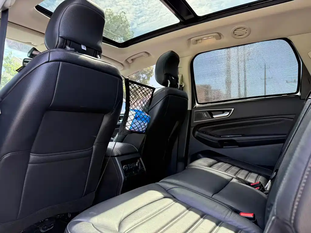 Ford Edge — миниатюра 9