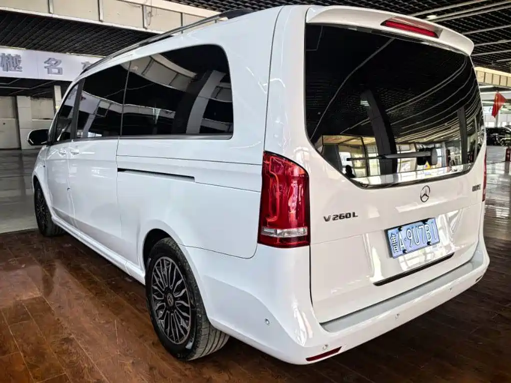 Mercedes-Benz V-Class — миниатюра 4