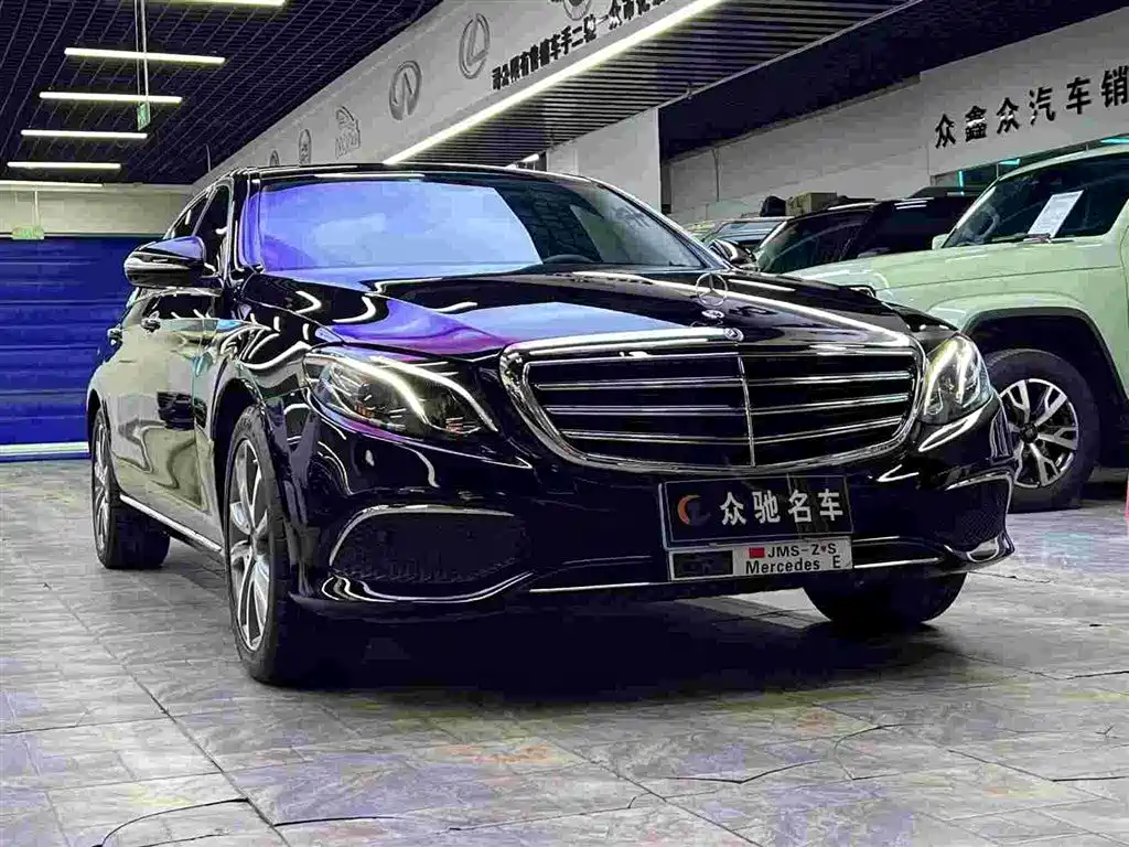 MERCEDES-BENZ E CLASS