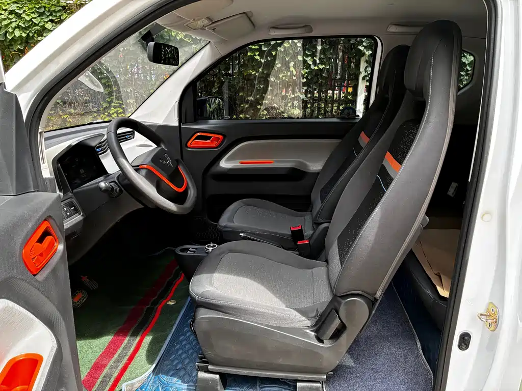 Wuling MINIEV — миниатюра 13