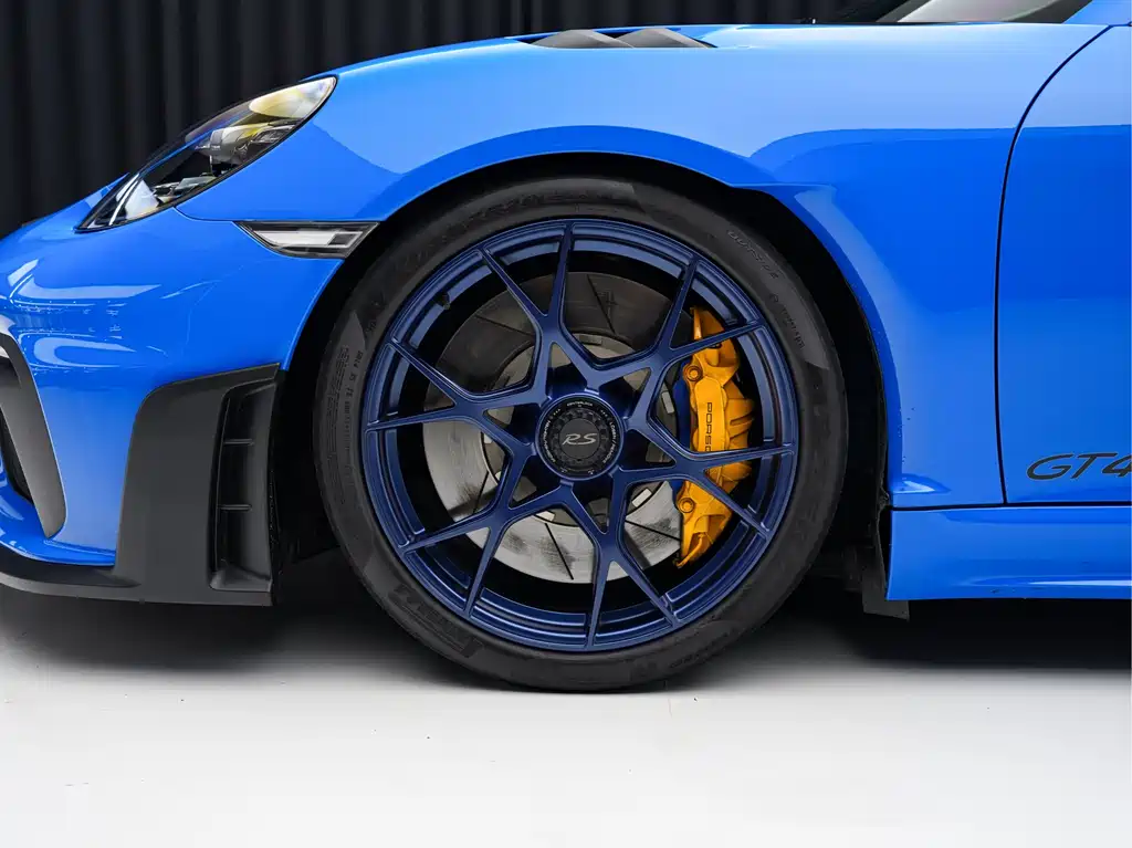 Porsche 718 2024 Cayman GT4 RS