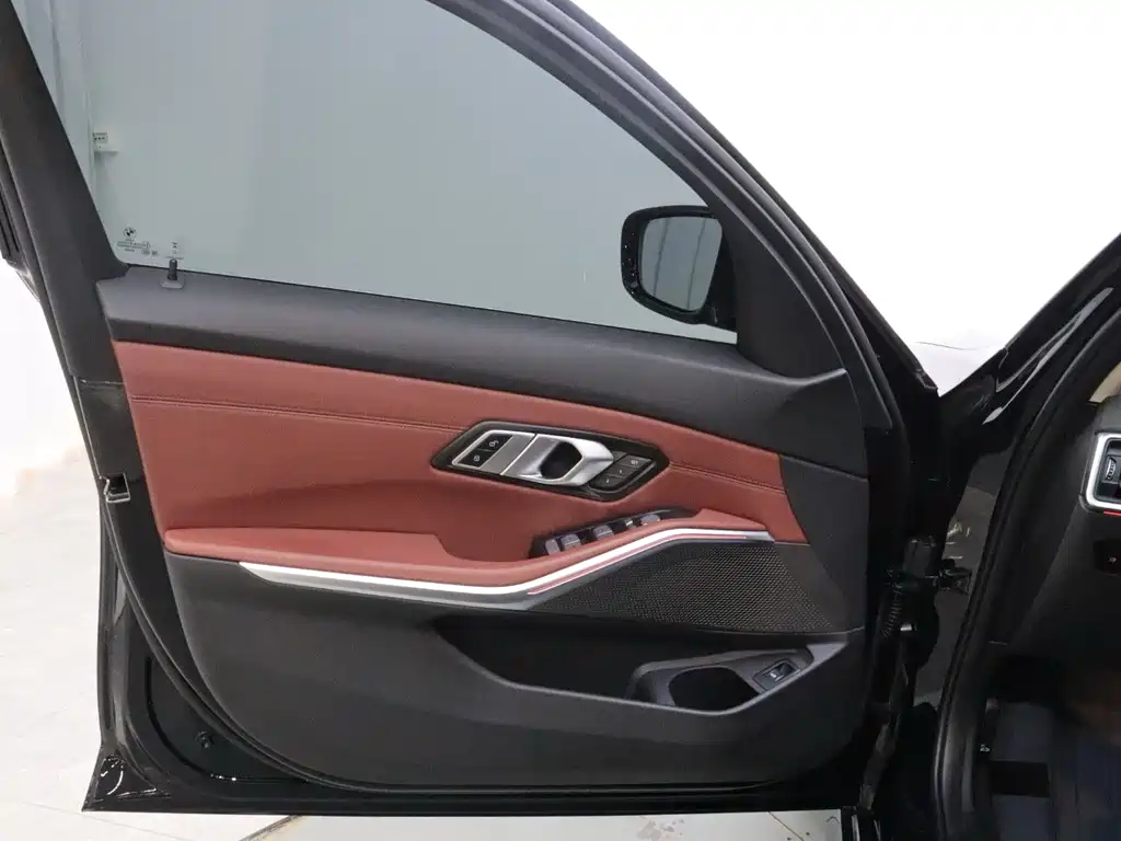 BMW 3 Series 3 2023 325Li M Sport