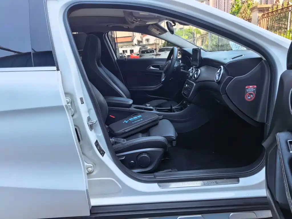 Mercedes-Benz GLA — миниатюра 25