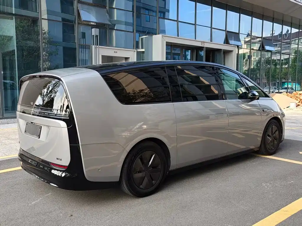 Li Auto Li MEGA — миниатюра 6
