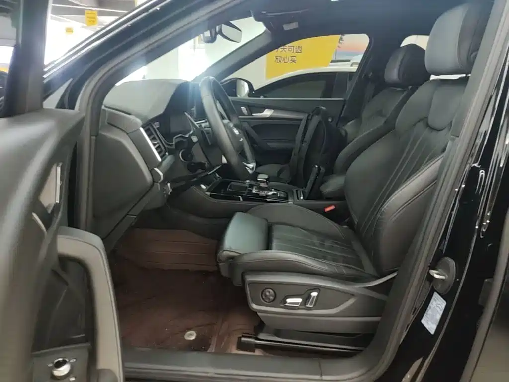 Audi Q5L — миниатюра 15