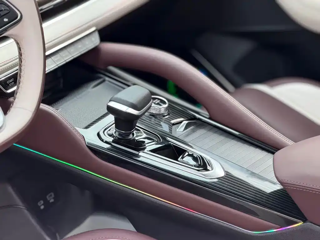Geely Xingyue L — миниатюра 14