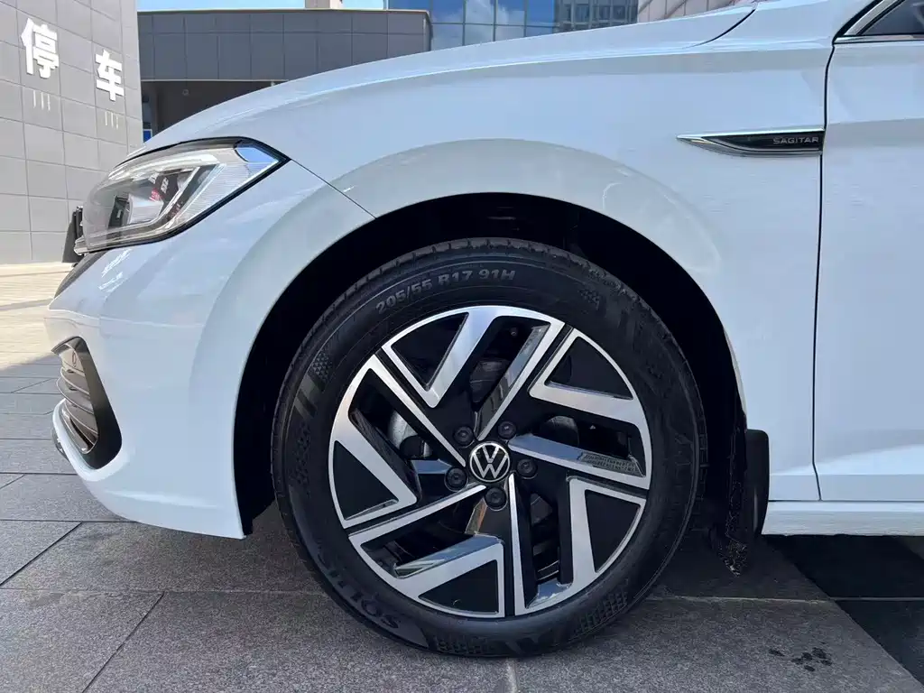 Volkswagen Sagitar — миниатюра 5