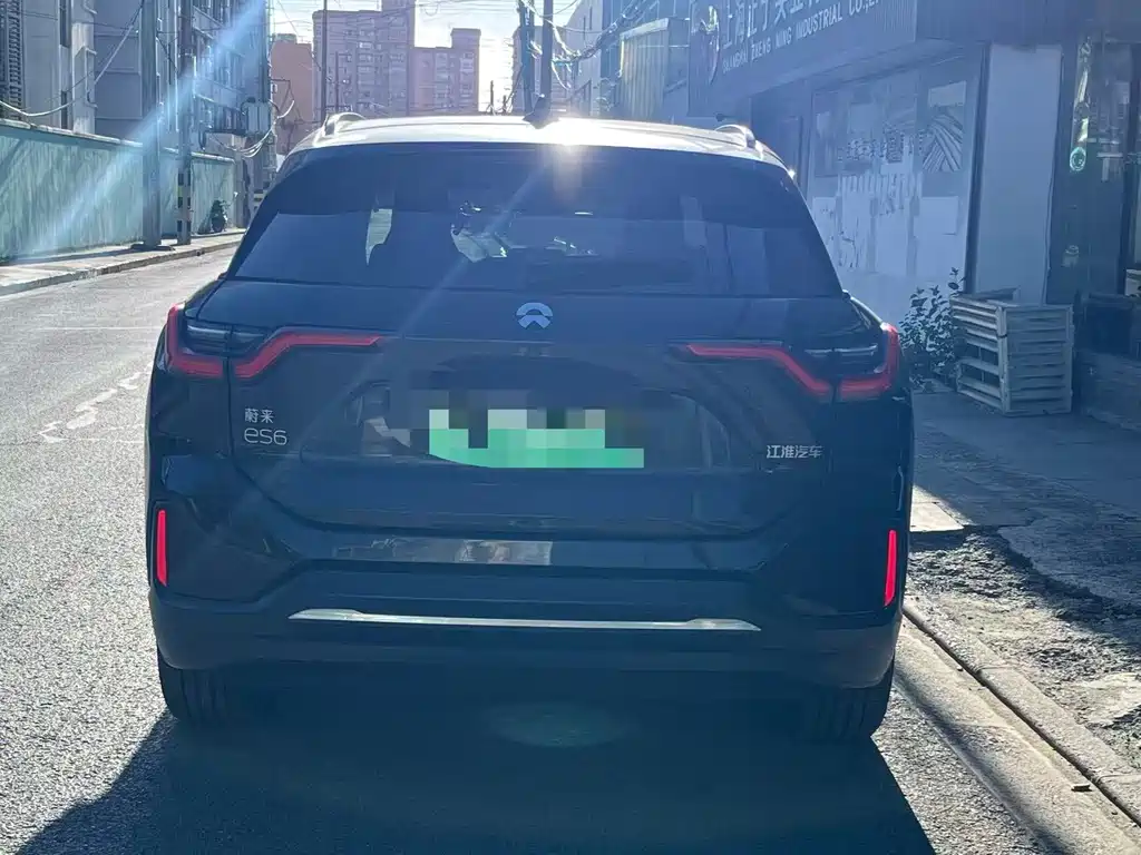 NIO ES6 — миниатюра 4