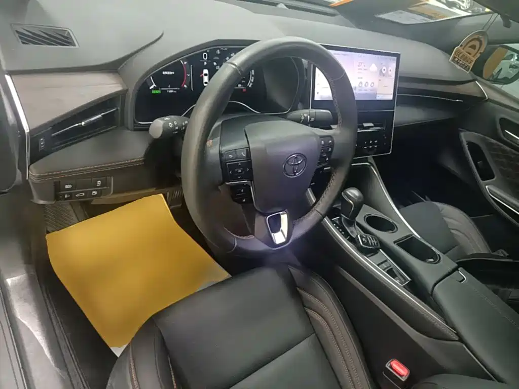 Toyota Avalon — миниатюра 10