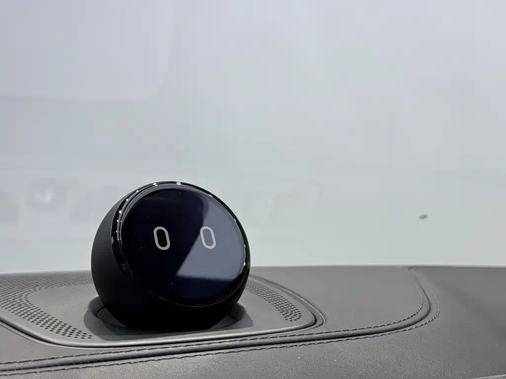 NIO ES8 — миниатюра 15