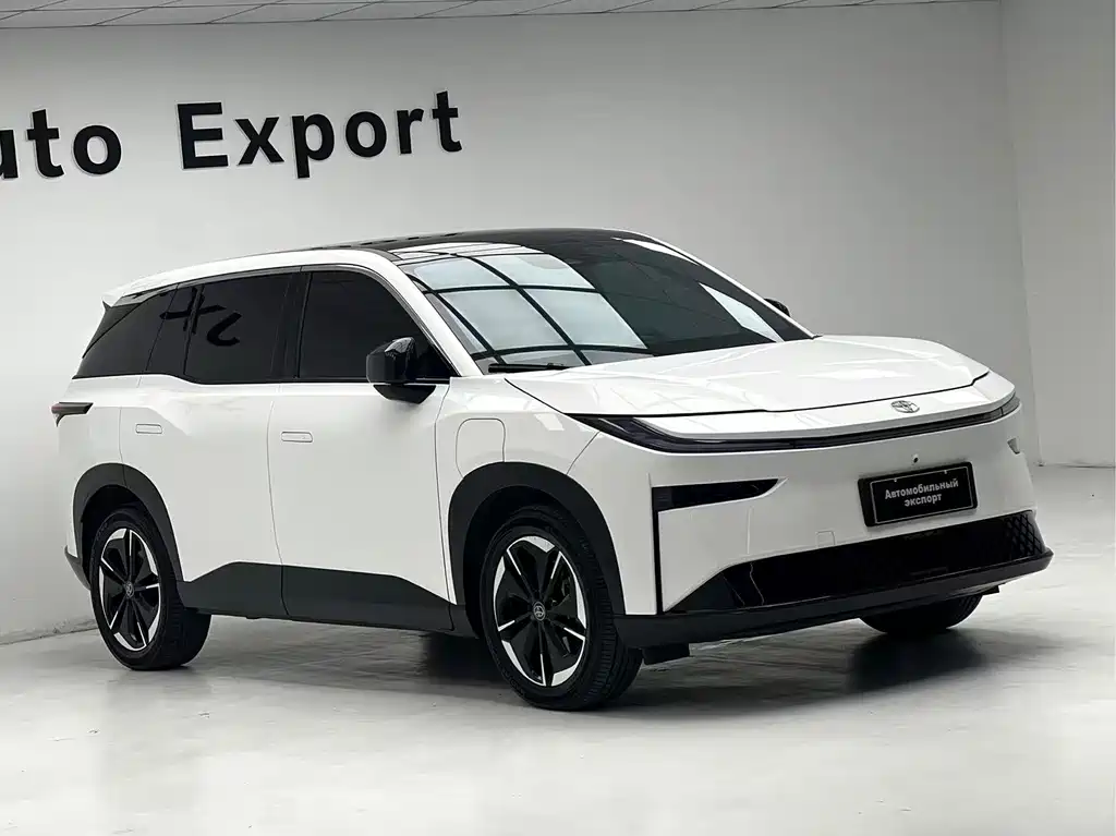 Toyota bZ3X — миниатюра 2